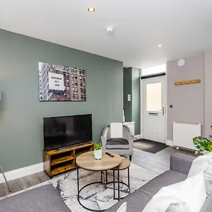 Floor Apartment
