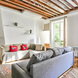  Apartment Chatelet Les Halles Superb France