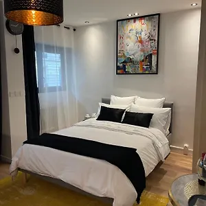  Apartment Cosy 16 Victor Hugo France