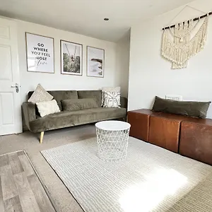 Central City Beach Pad Apartment